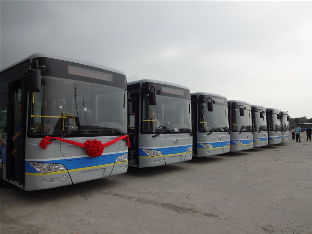公交车